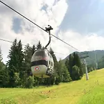 In Nahe Skigebiet Petzen Apartment *