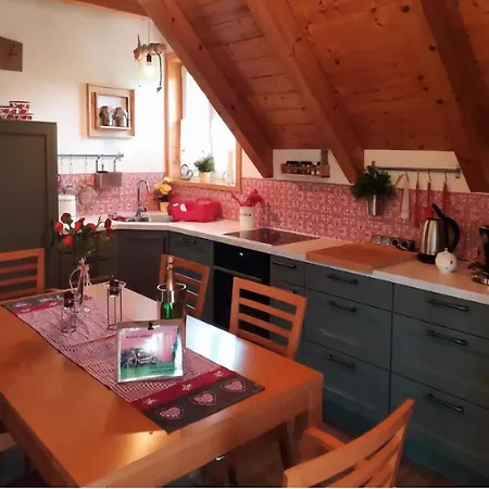 Apartment In Nahe Skigebiet Petzen